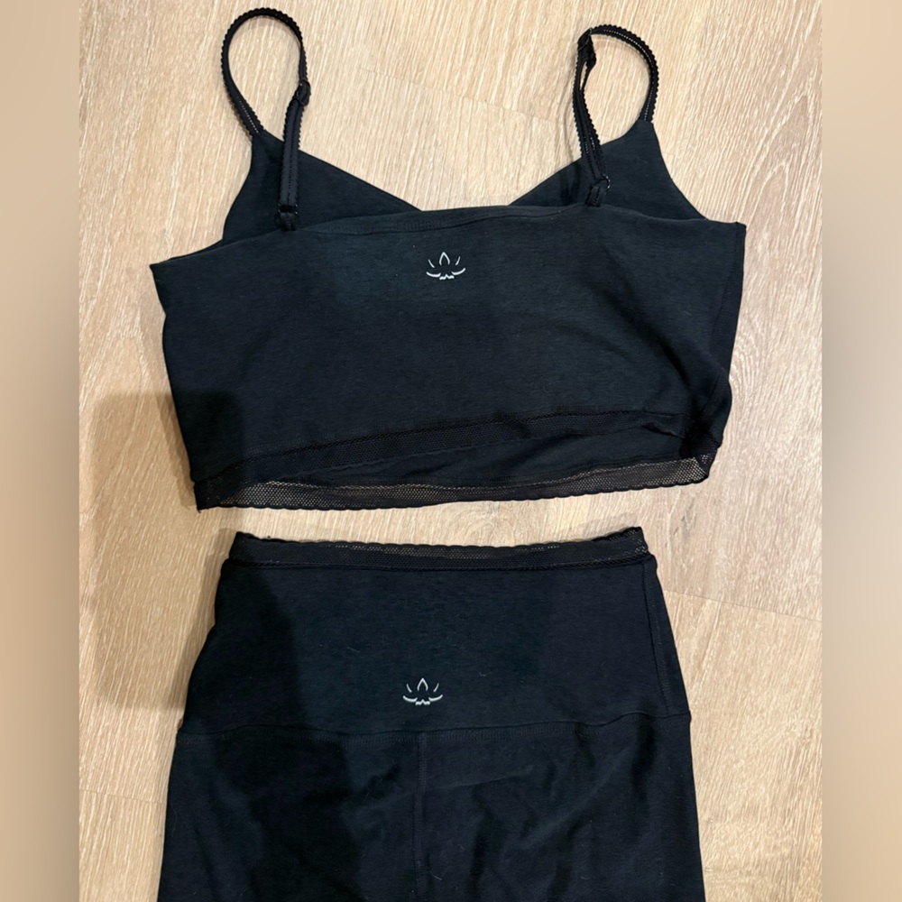 BEYOND YOGA lace SET - Picture 3 of 13